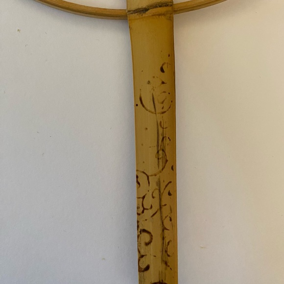 Geisha & Peacock Feather Themed Hand Fans - Picture 10 of 16